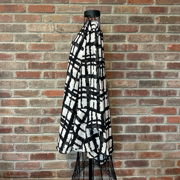 Isaac Mizrahi IMNYC Black, White & Gray Long Sleeve Blouse Size Large - Picture 4 of 8